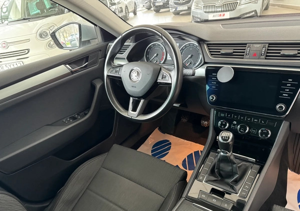 Skoda Superb cena 89900 przebieg: 112896, rok produkcji 2019 z Tykocin małe 667